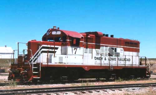 Roster Photo: S&L GP10 #7 wears a brownish-red over white livery with black trim on nose.